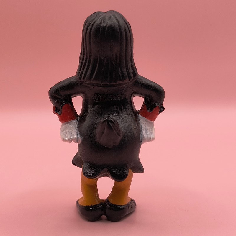 Hexia de Trick, Magica de Spell, Disney, Figur