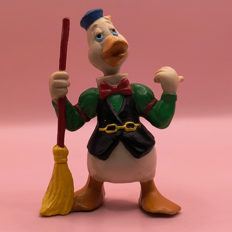 Fætter Guf, Walt Disney Productions, Bully, Bullyland, 1984, Figur