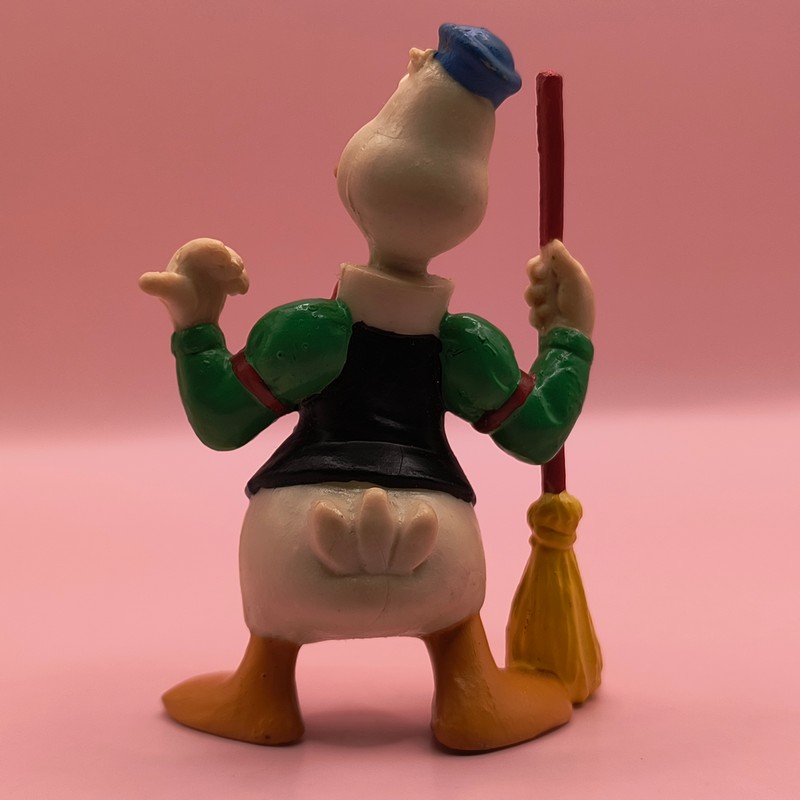 Fætter Guf, Walt Disney Productions, Bully, Bullyland, 1984, Figur
